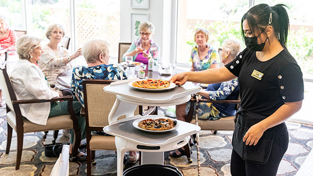 Trends in Senior Living Dining: Technology for Engagement & Efficiency